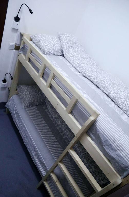 Zhaohuaxishi Youth Hostel Guangzhou Bagian luar foto